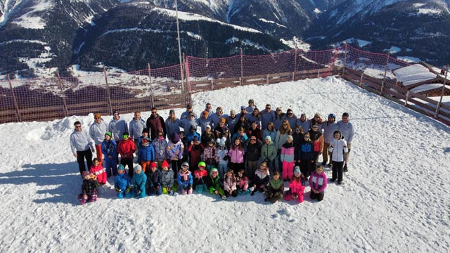 46 Kinder der Unterstufe Frick genossen eine unvergessliche Skilagerwoche auf der Fiescheralp. Foto: zVg